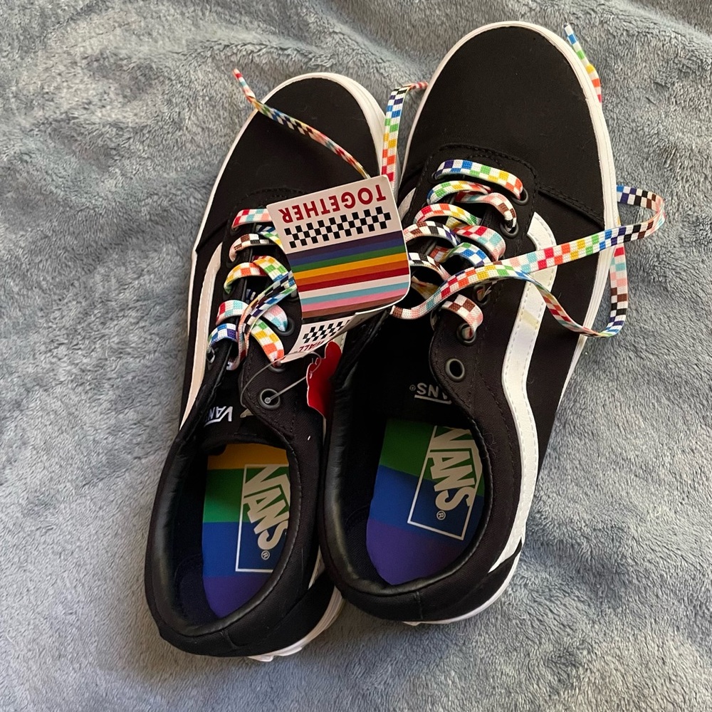 Vans Ward Women’s Shoe - Size 9W - Pride Vans